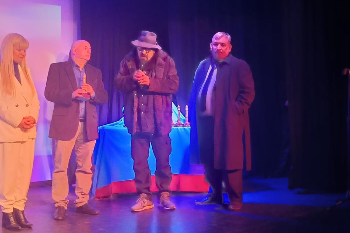 NOVA Stream se llevó el Premio Faro de Oro como mejor programa político y de humor
