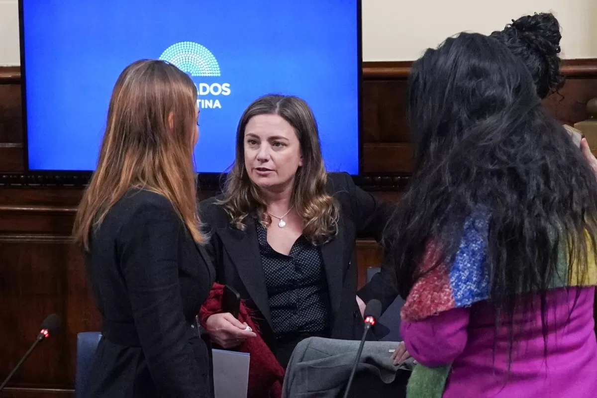 Vanesa Siley llevó al Vaticano su reclamo por Malvinas y cuestionó la extranjerización de tierras