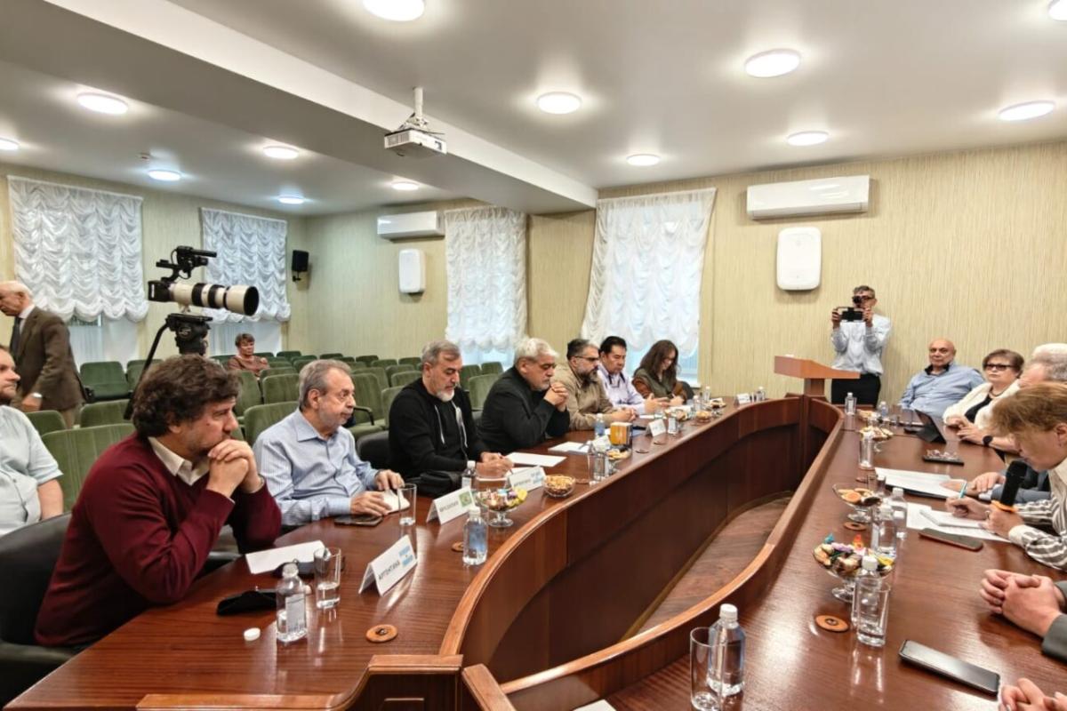 Aguiar fortaleció vínculos sindicales en Rusia y sumó respaldo internacional contra las políticas del Gobierno