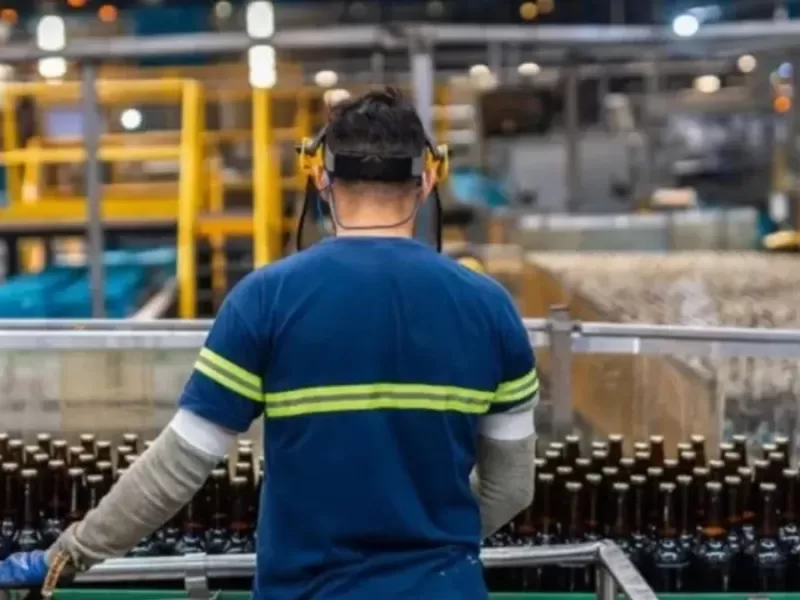 Cerveceros de Quilmes en alerta por paritarias sin acuerdo y reclamo de mejora salarial
