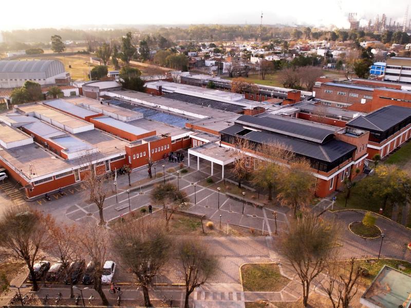 La UTN La Plata abrió la inscripción al ingreso 2027 y suma modalidades flexibles para estudiantes secundarios