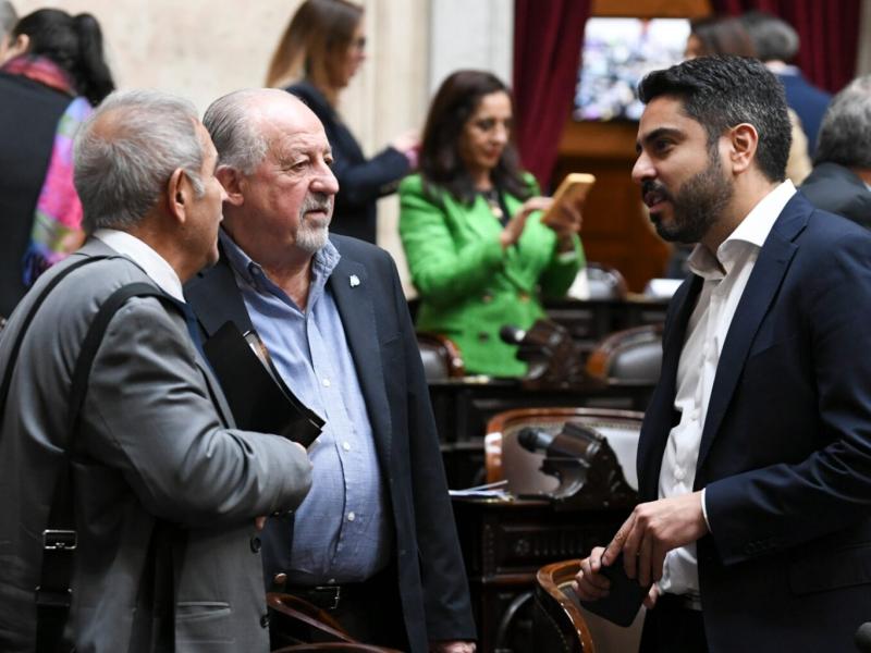 Diputados cercanos a Kicillof avanzan con un proyecto para regular el trabajo en plataformas digitales