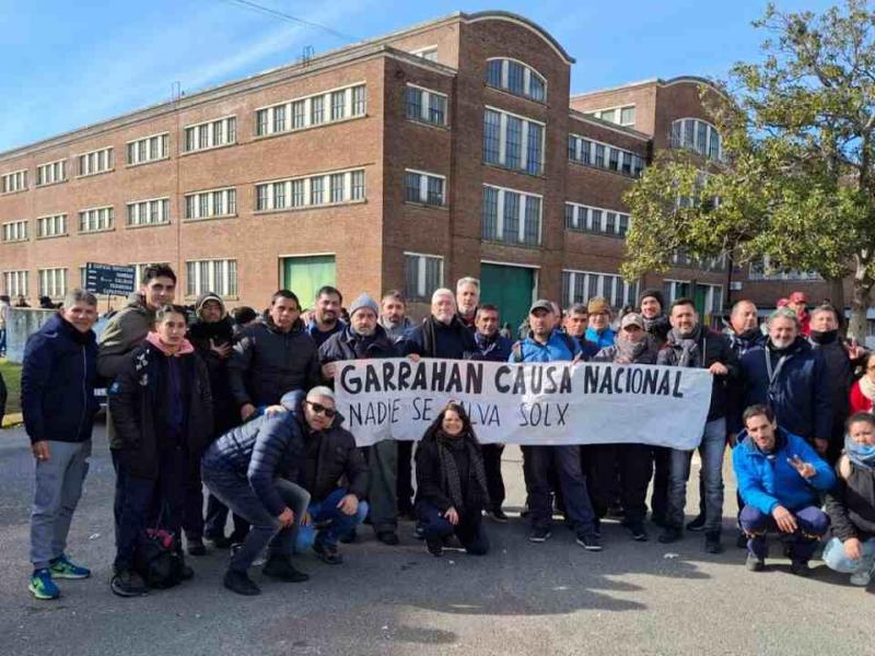 Astillero Río Santiago marcha por salarios dignos y propone gravar a grandes contribuyentes