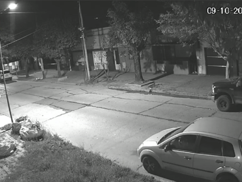 ''La cuadra del terror'': los ''hombres gatos'' que eligen casas para robar en La Plata