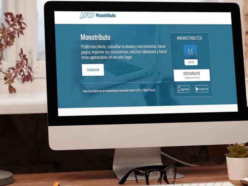 Acuerdo con el FMI: el Gobierno planea que más de 2 millones de monotributistas pasen al Régimen General y paguen más impuestos
