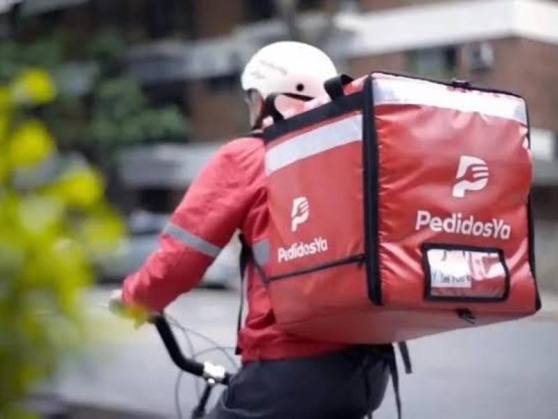 Delivery bajo presión: crece el endeudamiento de repartidores con las propias plataformas y reclaman regulación estatal