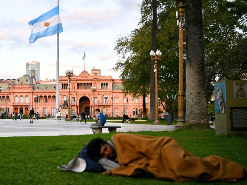 La canasta básica volvió a subir y una familia ya necesita más de $1,5 millones para no ser pobre