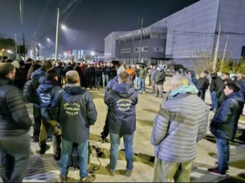 Cierre sorpresivo en Pilar: Kimberly-Clark despidió a 220 trabajadores y trasladará la producción a San Luis