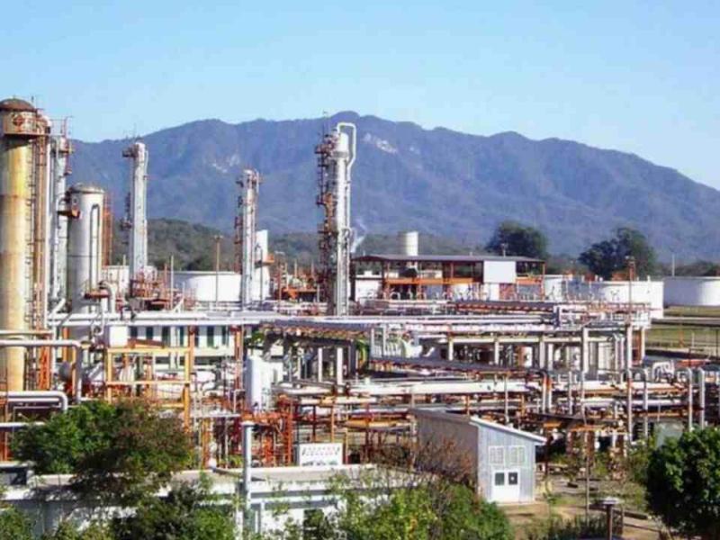 Preocupación en Campo Durán: Refinor cerró dos unidades clave y temen más despidos
