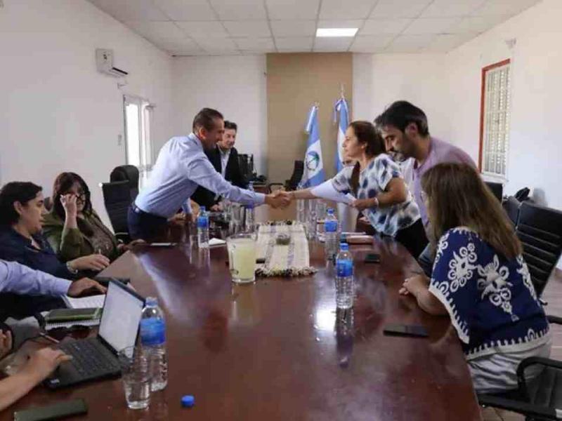 ATEN se suma al paro nacional docente y este lunes no habrá clases en Neuquén