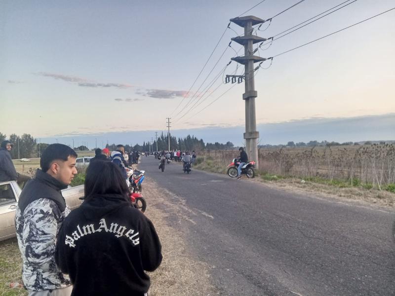 Un espectáculo sobre ruedas: la colorida reunión de motos en La Plata