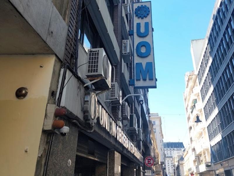 Allanan la sede de la UOM en una causa contra Abel Furlán y crece la tensión en la previa de la elección del gremio