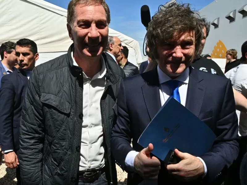 El Gobierno actualizó por decreto salarios y adicionales de sectores estatales excluidos de la negociación paritaria