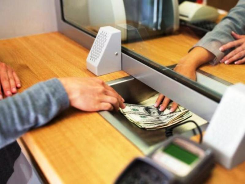 La Bancaria fijó el salario inicial en $1,93 millones y un plus de $1,67 millones por el Día del Bancario
