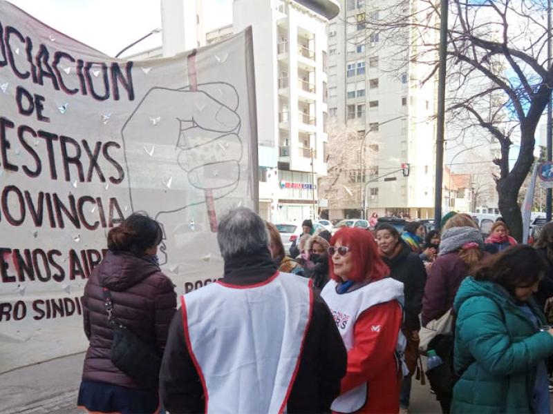 Crisis educativa bonaerense: “No hay recursos para los salarios ni para la infraestructura escolar”