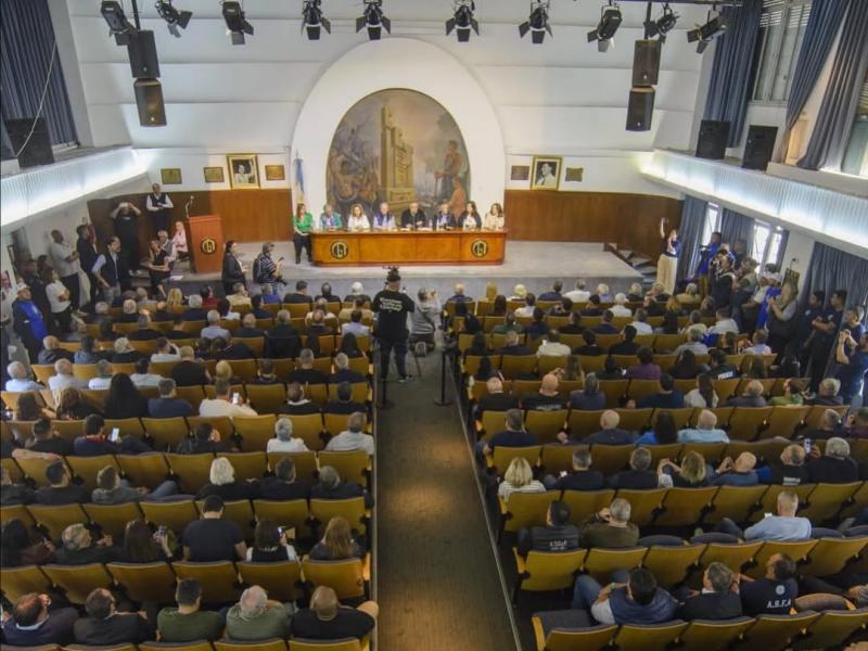 El Gobierno afirma que la Reforma Laboral será “de máxima”, pero niega que sea el borrador filtrado del Consejo de Mayo