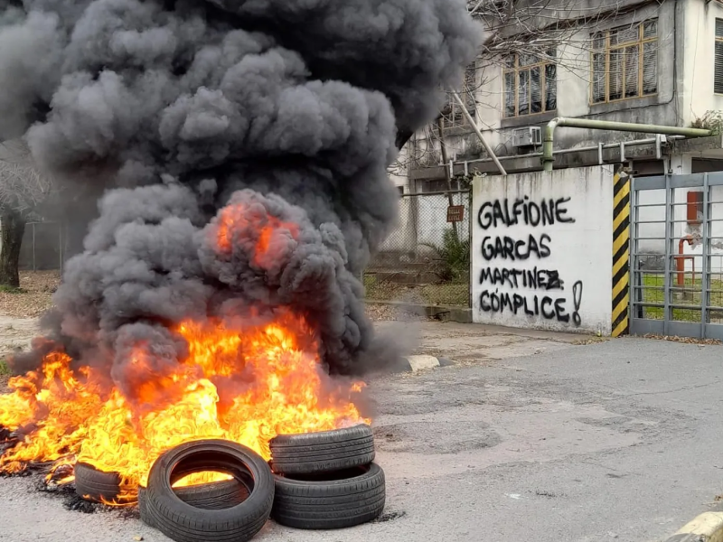 Conflicto en Fisipa: los trabajadores rechazaron una oferta para cobrar la mitad de las indemnizaciones por despido