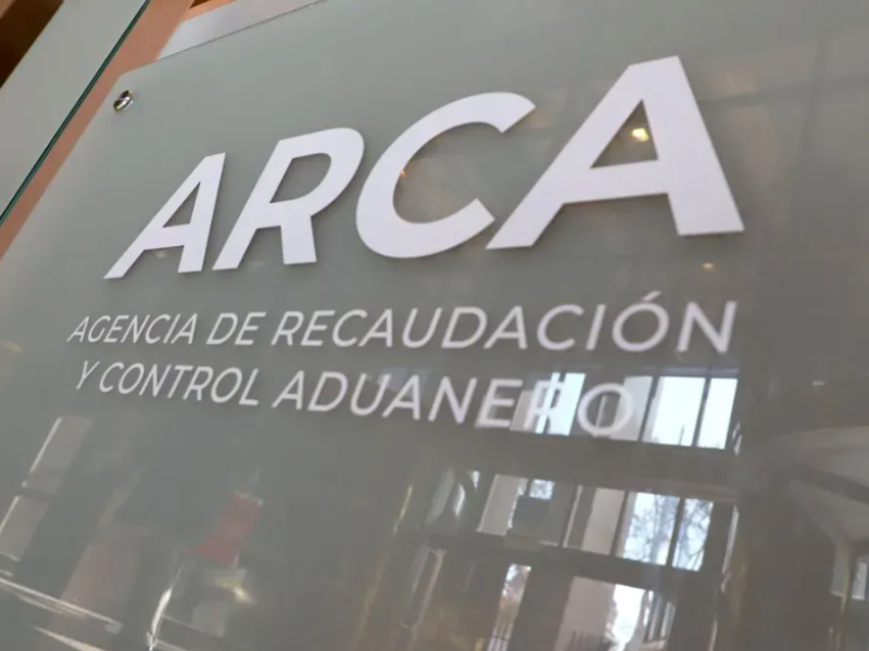 Denuncian maniobras para frenar una investigación por presunto fraude millonario vinculado a Camioneros