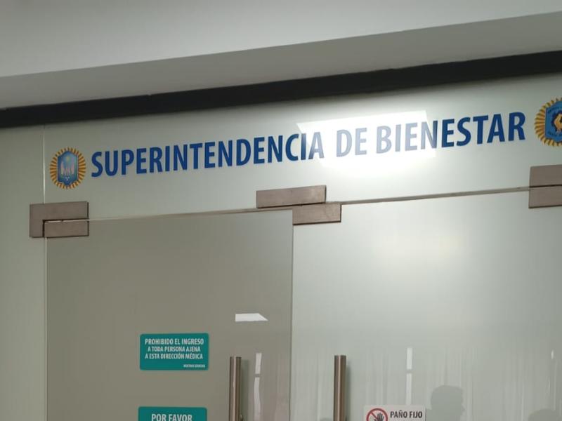 Denuncian falta de respuestas en el Hospital Churruca por la atención de un niño internado