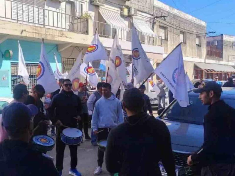Conflicto en Gualeguaychú: reclaman la reincorporación de ocho despedidos en Laboratorios Pyam