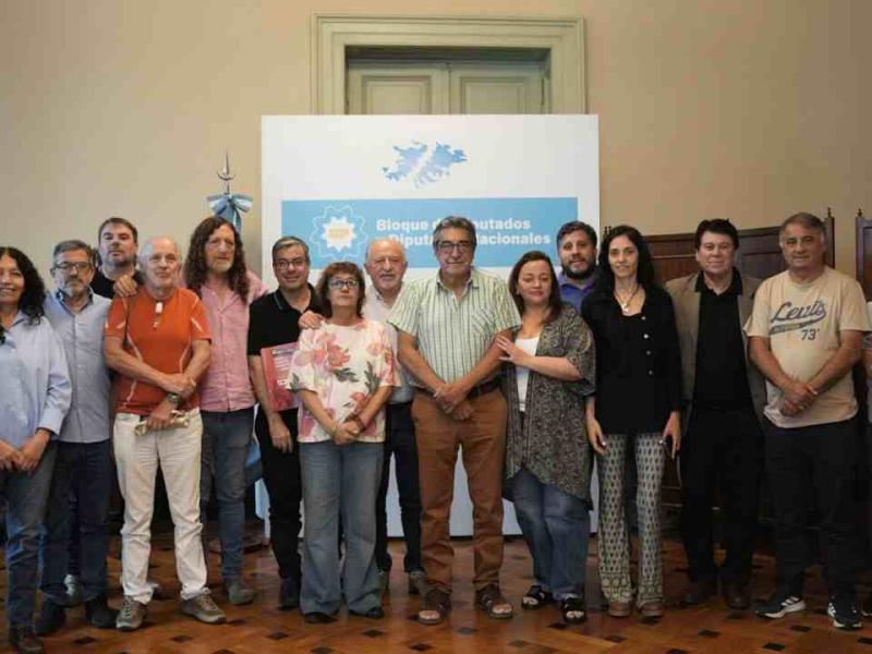 Reunión con diputados de UxP: las dos CTA alertaron por el avance de la reforma laboral y los recortes del presupuesto