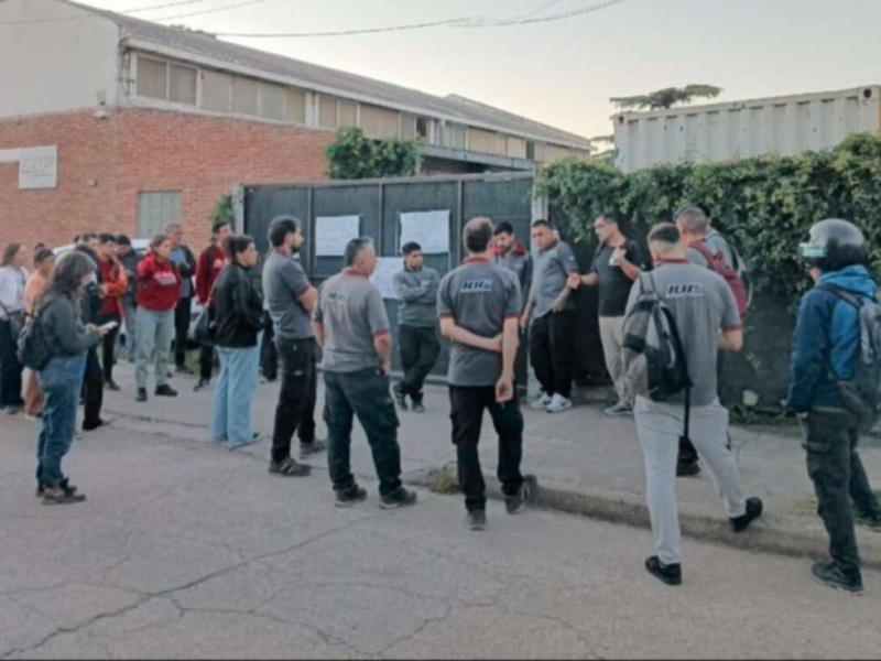 Cierre intempestivo en IBF Córdoba: despiden a 40 trabajadores en plena conciliación obligatoria y denuncian maniobras ilegales