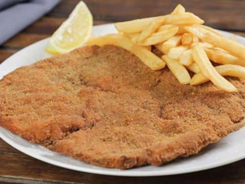 Índice Milanesa: el poder adquisitivo de los trabajadores porteños se desplomó y hoy alcanza para 53 platos menos que en 2023