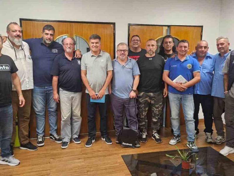 Delegados de la UTA y Metrodelegados se integran al FreSU y refuerzan un polo sindical opositor