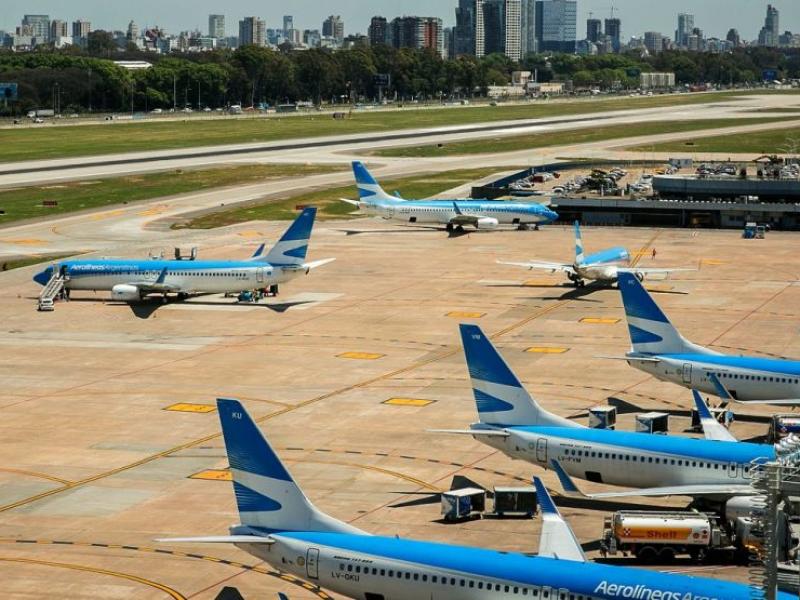 Aerolíneas Argentinas busca evitar un nuevo paro de pilotos antes de Semana Santa
