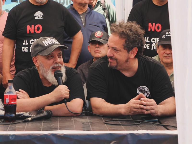 FATE: la Justicia suspendió el desalojo de la planta y el conflicto continúa