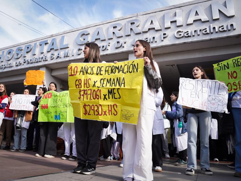 El Gobierno defendió los despidos en el Garrahan y acusó a los delegados de poner en riesgo el funcionamiento del hospital