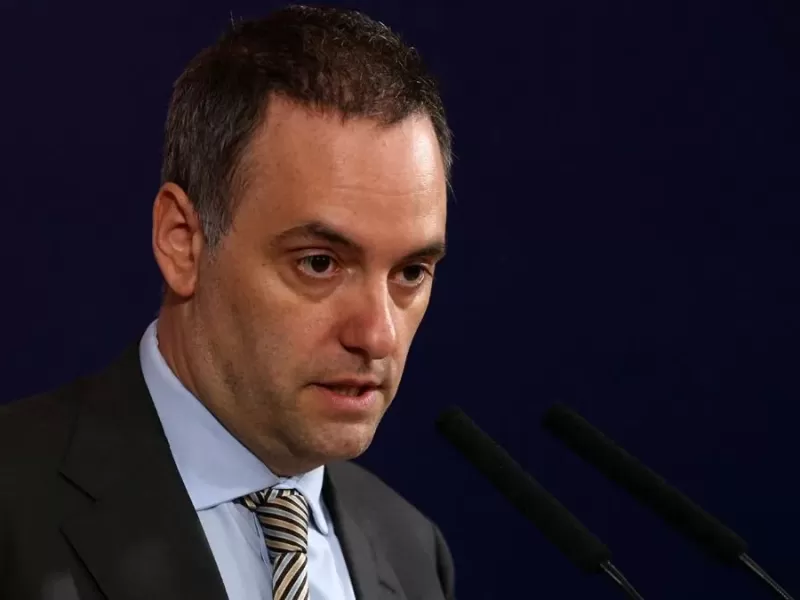 Docentes de la UBA llevarán el reclamo salarial a la calle con clases públicas frente a una propiedad de Adorni