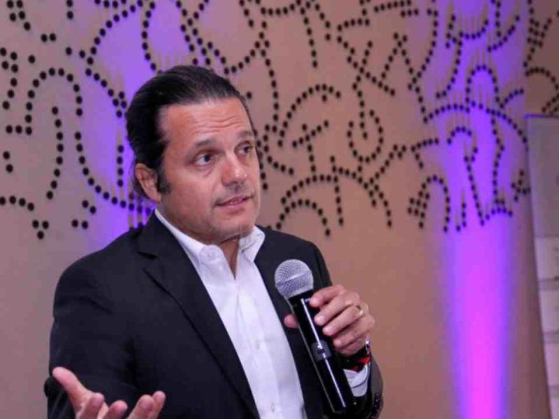 Denuncian una virtual cartelización del precio de los medicamentos: “20 laboratorios concentran el 85% del mercado”