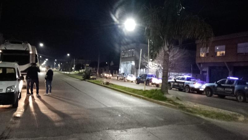 Abuso y atropello en La Plata: le secuestraron la mercadería a un comerciante legal y lo trataron como un delincuente