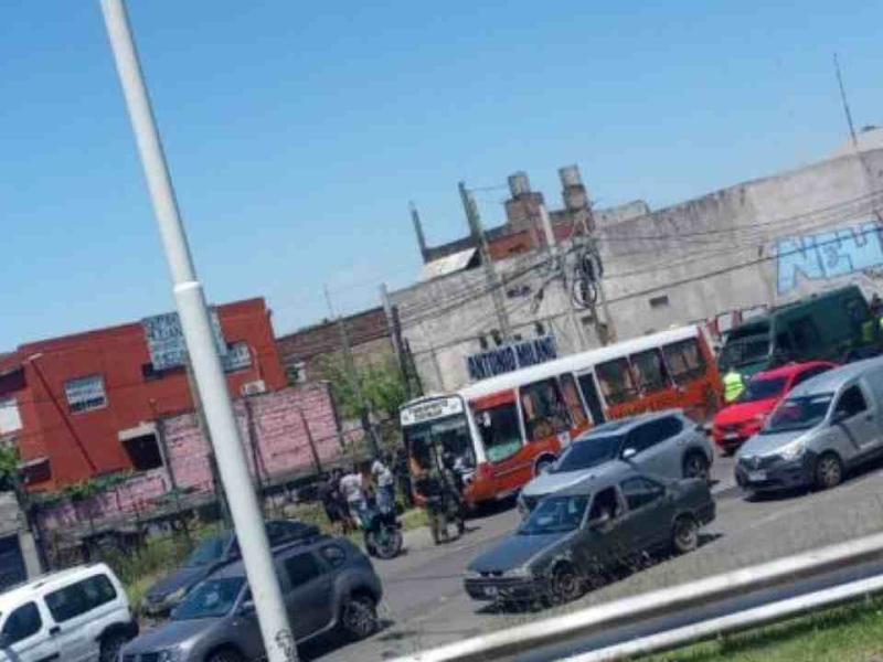 Alimentación denunció detenciones y controles a militantes que se dirigían a la movilización contra la reforma laboral