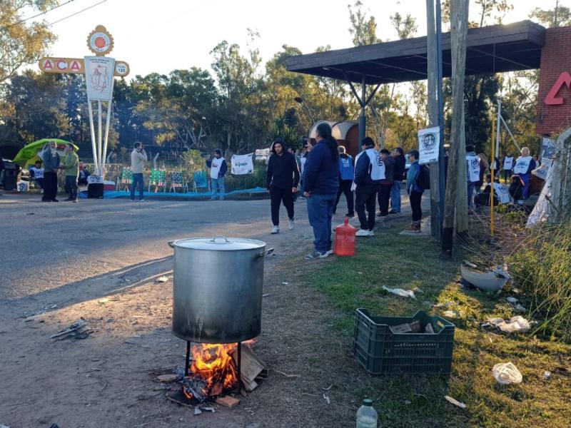 Petroleros firmaron una paritaria del 12% anual con revisión en septiembre y aumentos por debajo de la inflación