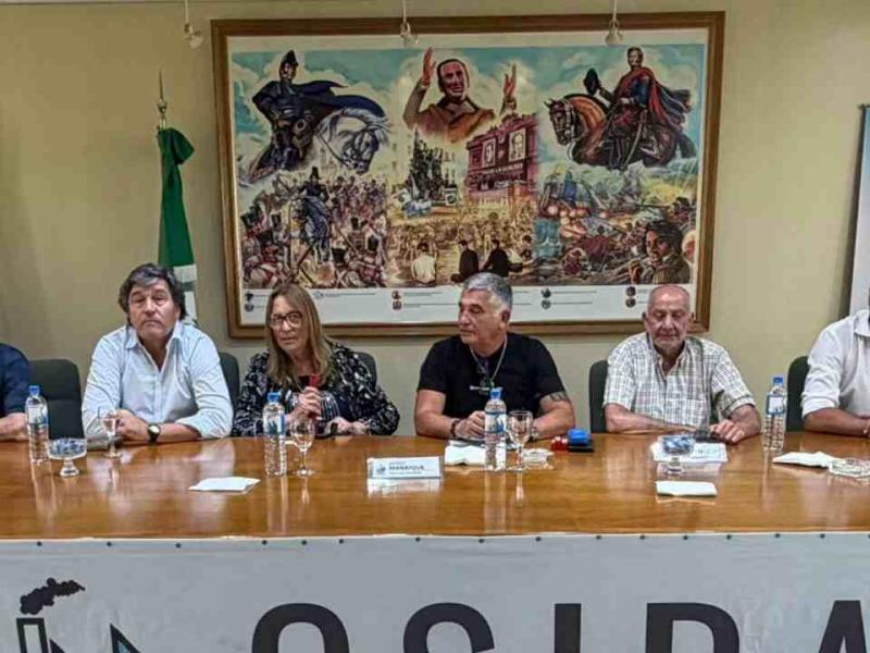 Los sindicatos industriales endurecen su postura contra la Reforma Laboral y advierten un plan de lucha: “No habrá trabajadores de rodillas”