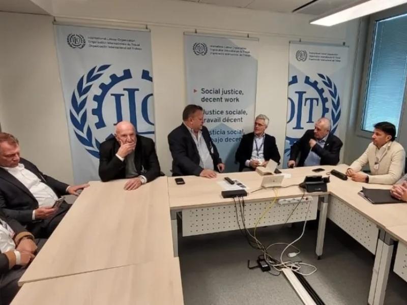Sindicatos aeronáuticos reforzaron ante la OIT sus denuncias contra el Gobierno por restricciones al derecho de huelga
