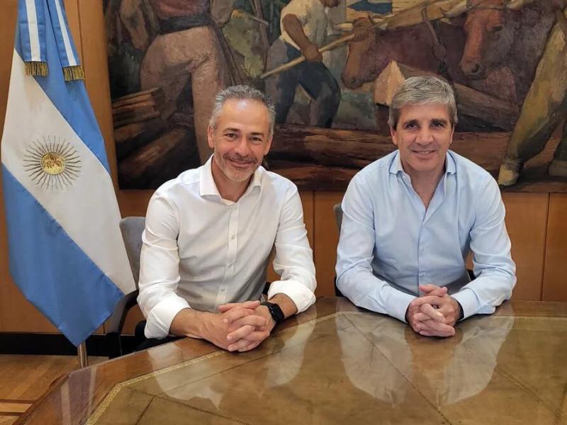 Un contrato millonario en OSPRERA alimenta versiones de acercamiento entre el Gobierno y la AFA