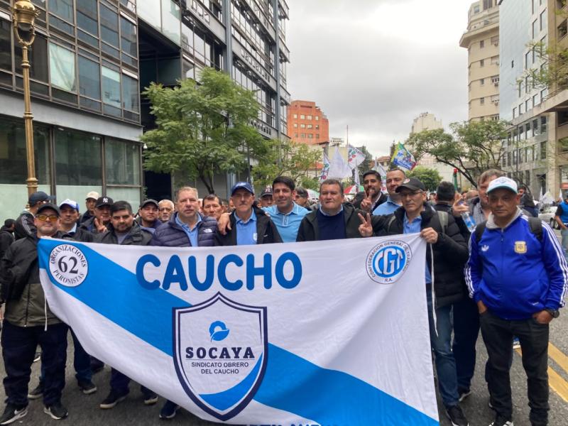 El sindicato del caucho acordó una suba salarial del 7,5% hasta diciembre para trabajadores de todo el país