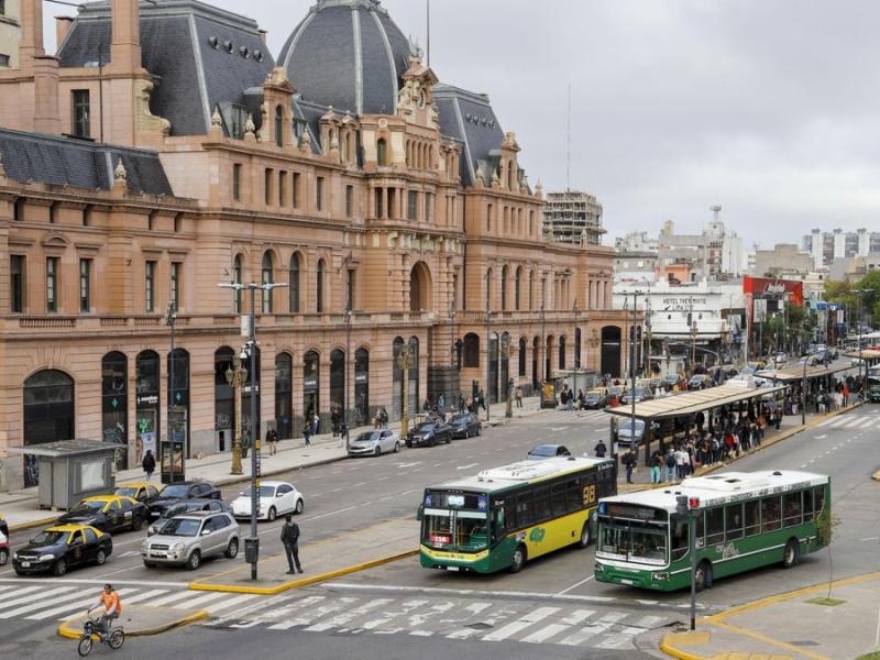 El Gobierno impuso millonarias multas a la UTA y La Fraternidad por adherir al paro general