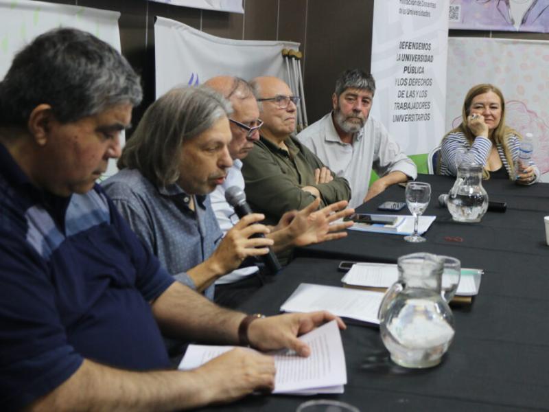 La FEDUN advirtió que denunciará a Milei por ''incumplimiento de los deberes de funcionario público'' si no promulga la Ley de Financiamiento Universitario