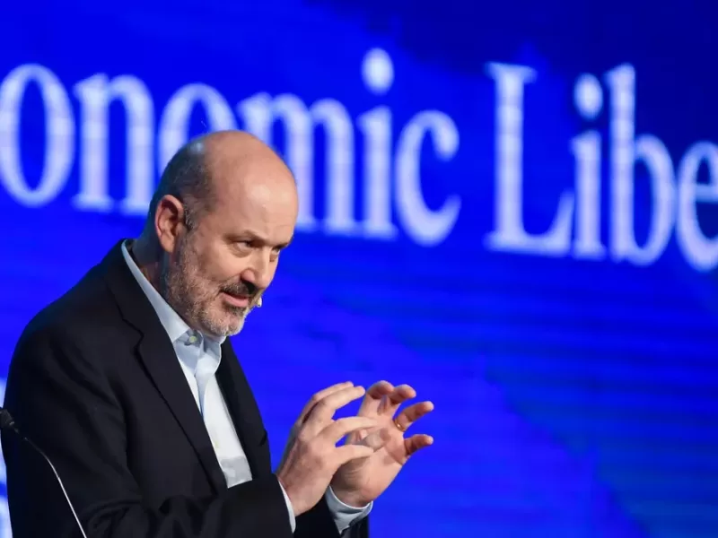 El Gobierno proyecta nuevos recortes en el Estado y prevé hasta 6.000 despidos en el corto plazo