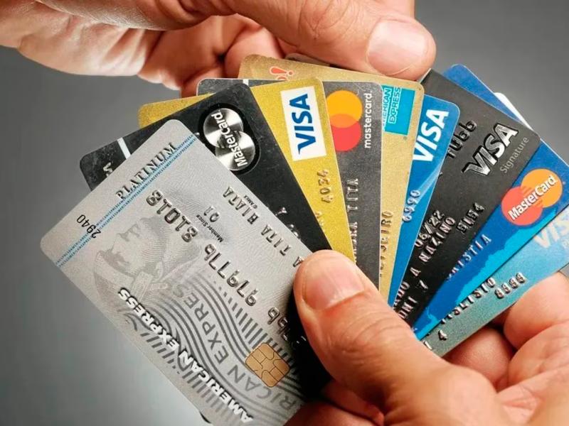 Alertan por el impacto del atraso cambiario y la apertura importadora en la economía real