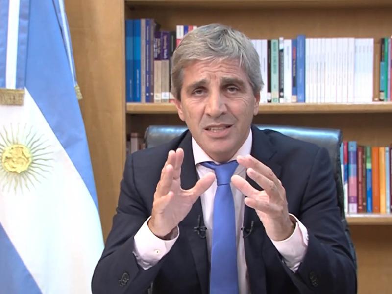 Aguiar cruzó a Caputo por los nuevos créditos hipotecarios: “En una Argentina endeudada, ofrecer más deuda no resuelve el problema”