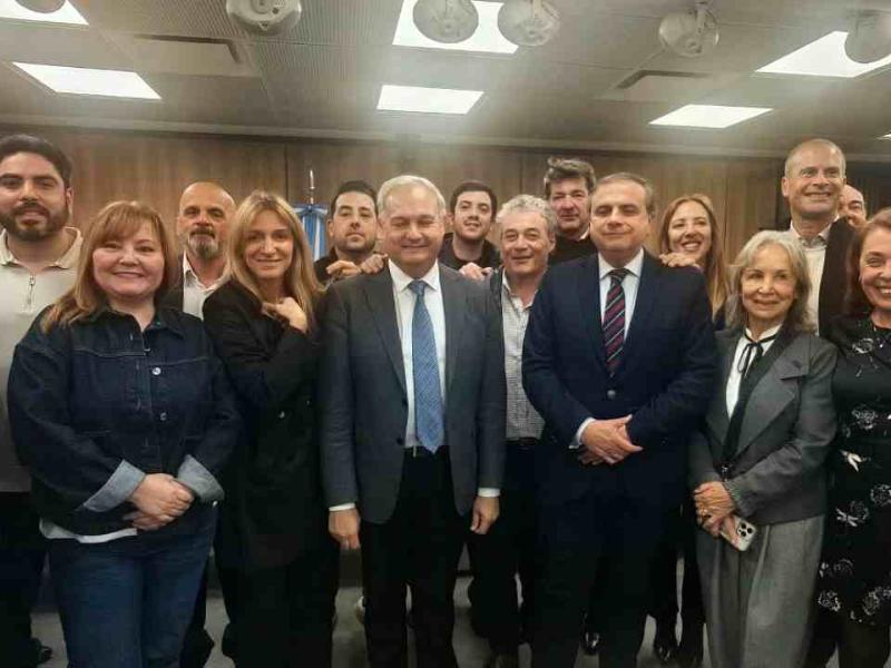 Remiseros reclamaron en Diputados una ley nacional para regular las aplicaciones: ''No estamos en contra de Uber ni de DiDi, sino de que sean ilegales''