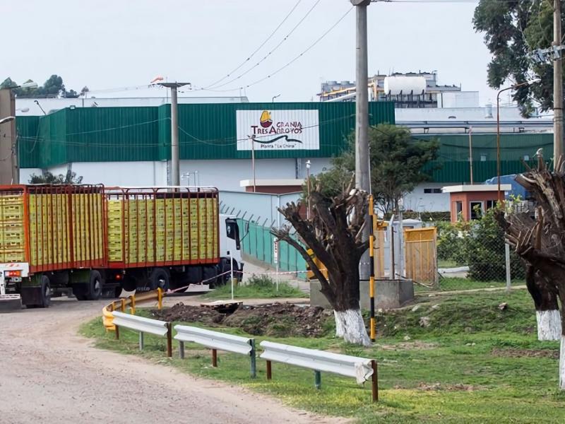 Granja Tres Arroyos recorta jornadas y salarios para evitar despidos en medio de su crisis