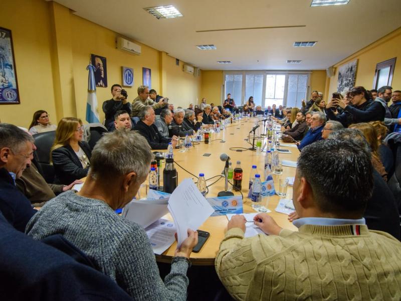 Andrés Rodríguez impulsa una estrategia política para acompañar las protestas de la CGT de cara a las elecciones de 2027