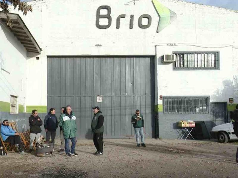 Expreso Brío atraviesa una profunda crisis y trabajadores denuncian más de 200 despidos en todo el país