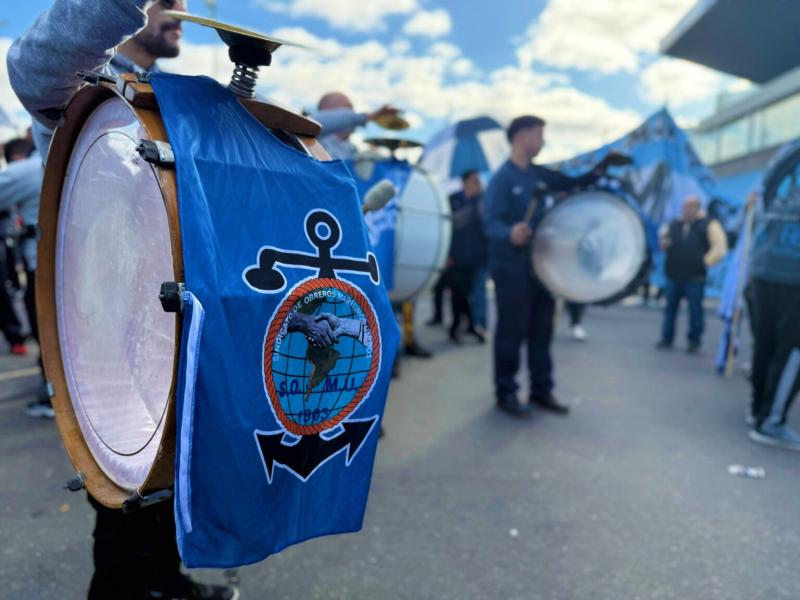 El gremio marítimo se suma a la ofensiva judicial contra la reforma laboral